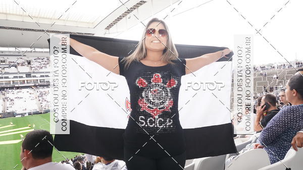 Buy your photos of the eventCorinthians X Fluminense - Brasileir�o on Fotop