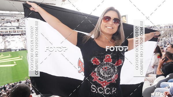 Buy your photos of the eventCorinthians X Fluminense - Brasileir�o on Fotop