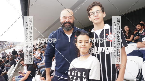 Buy your photos of the eventCorinthians X Fluminense - Brasileir�o on Fotop