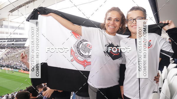Buy your photos of the eventCorinthians X Fluminense - Brasileir�o on Fotop