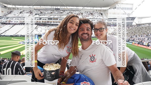 Buy your photos of the eventCorinthians X Fluminense - Brasileir�o on Fotop