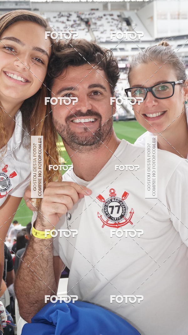 Buy your photos of the eventCorinthians X Fluminense - Brasileir�o on Fotop