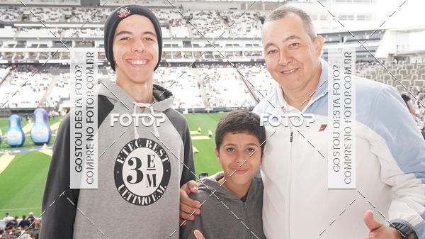 Buy your photos of the eventCorinthians X Fluminense - Brasileir�o on Fotop