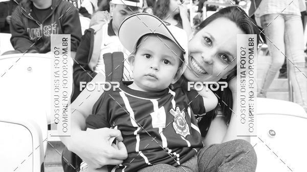 Buy your photos of the eventCorinthians X Fluminense - Brasileir�o on Fotop