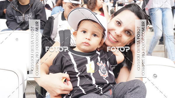 Buy your photos of the eventCorinthians X Fluminense - Brasileir�o on Fotop