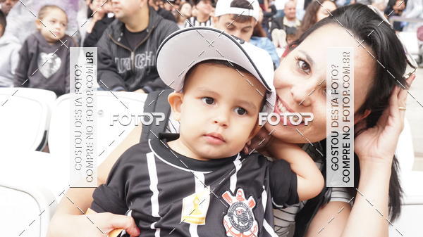 Buy your photos of the eventCorinthians X Fluminense - Brasileir�o on Fotop