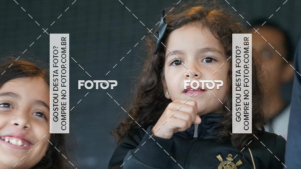 Buy your photos of the eventCorinthians X Fluminense - Brasileir�o on Fotop