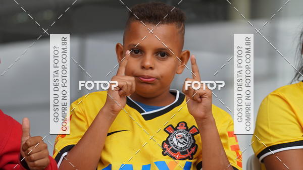 Buy your photos of the eventCorinthians X Fluminense - Brasileir�o on Fotop