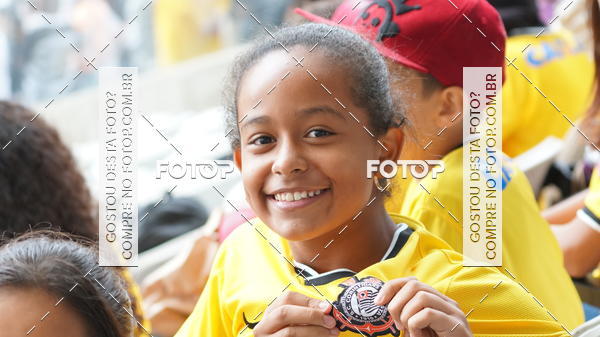 Buy your photos of the eventCorinthians X Fluminense - Brasileir�o on Fotop