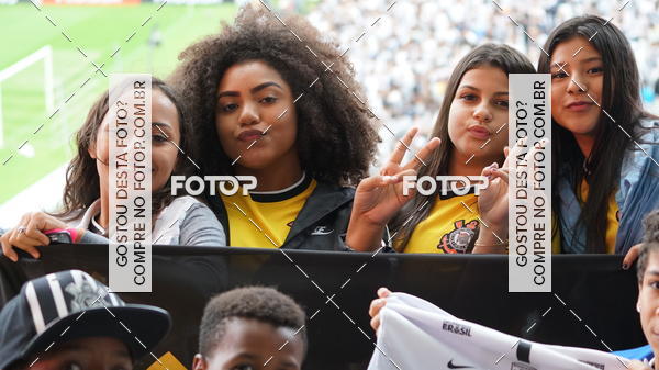 Buy your photos of the eventCorinthians X Fluminense - Brasileir�o on Fotop