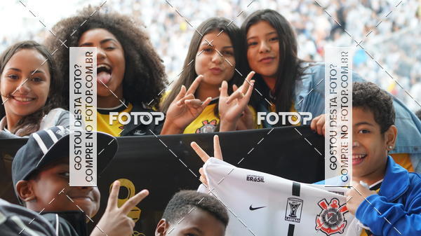 Buy your photos of the eventCorinthians X Fluminense - Brasileir�o on Fotop