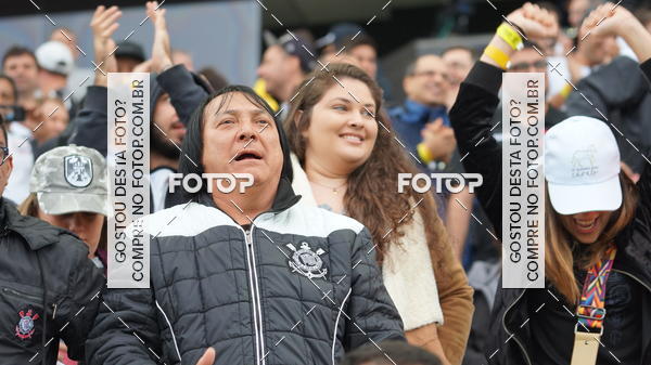 Buy your photos of the eventCorinthians X Fluminense - Brasileir�o on Fotop