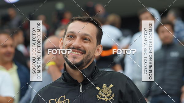 Buy your photos of the eventCorinthians X Fluminense - Brasileir�o on Fotop