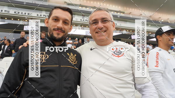 Buy your photos of the eventCorinthians X Fluminense - Brasileir�o on Fotop