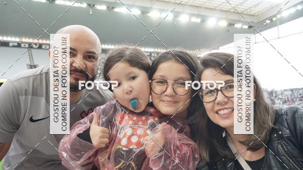 Buy your photos of the eventCorinthians X Fluminense - Brasileir�o on Fotop