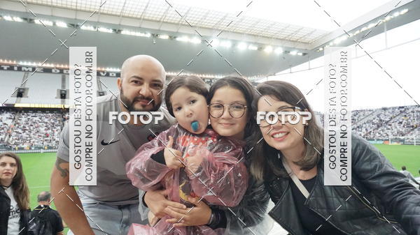 Buy your photos of the eventCorinthians X Fluminense - Brasileir�o on Fotop