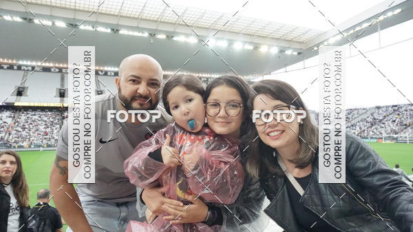 Buy your photos of the eventCorinthians X Fluminense - Brasileir�o on Fotop