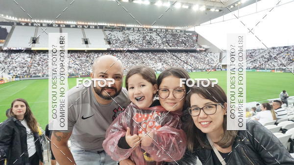 Buy your photos of the eventCorinthians X Fluminense - Brasileir�o on Fotop