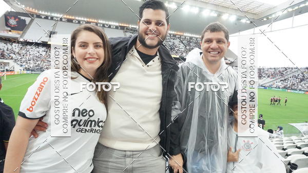 Buy your photos of the eventCorinthians X Fluminense - Brasileir�o on Fotop