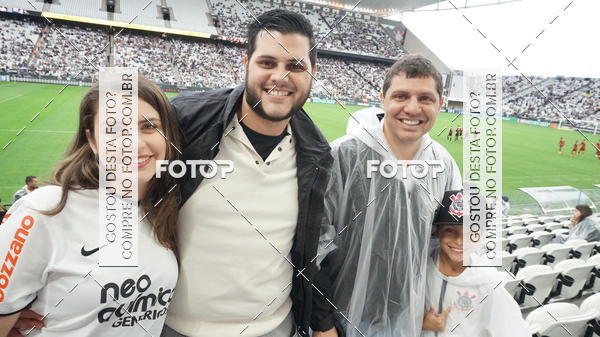 Buy your photos of the eventCorinthians X Fluminense - Brasileir�o on Fotop