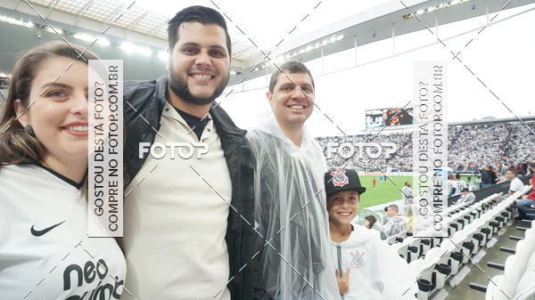 Buy your photos of the eventCorinthians X Fluminense - Brasileir�o on Fotop