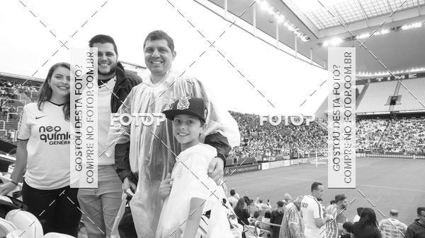 Buy your photos of the eventCorinthians X Fluminense - Brasileir�o on Fotop