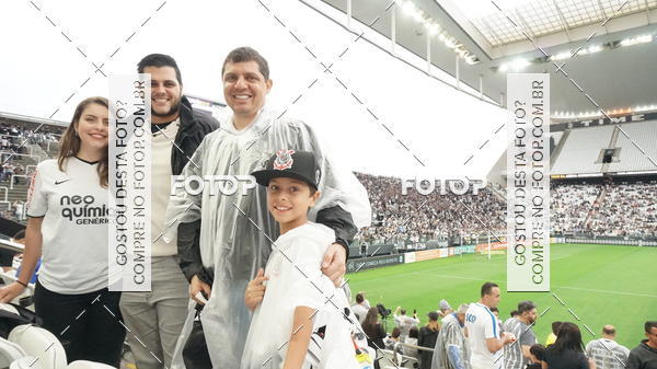 Buy your photos of the eventCorinthians X Fluminense - Brasileir�o on Fotop