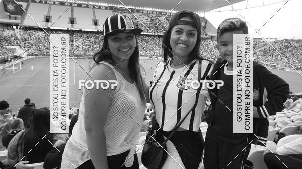 Buy your photos of the eventCorinthians X Fluminense - Brasileir�o on Fotop