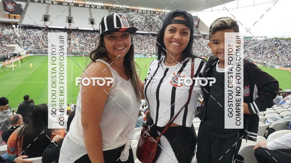 Buy your photos of the eventCorinthians X Fluminense - Brasileir�o on Fotop