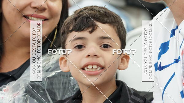 Buy your photos of the eventCorinthians X Fluminense - Brasileir�o on Fotop