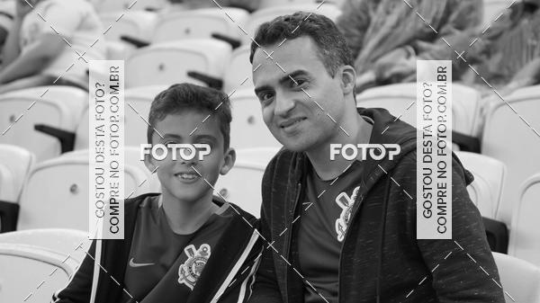 Buy your photos of the eventCorinthians X Fluminense - Brasileir�o on Fotop