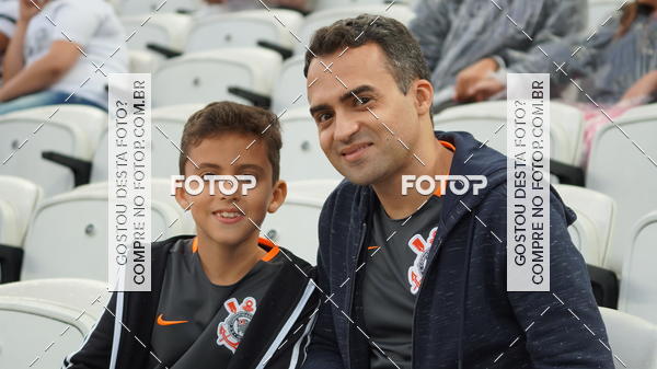 Buy your photos of the eventCorinthians X Fluminense - Brasileir�o on Fotop