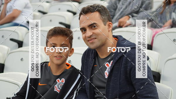 Buy your photos of the eventCorinthians X Fluminense - Brasileir�o on Fotop
