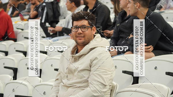 Buy your photos of the eventCorinthians X Fluminense - Brasileir�o on Fotop