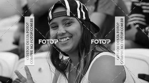 Buy your photos of the eventCorinthians X Fluminense - Brasileir�o on Fotop