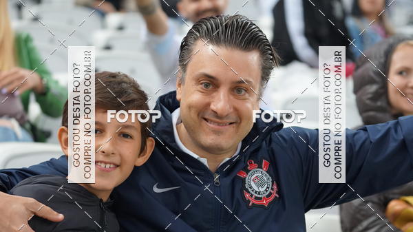 Buy your photos of the eventCorinthians X Fluminense - Brasileir�o on Fotop