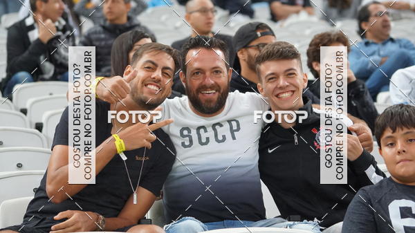Buy your photos of the eventCorinthians X Fluminense - Brasileir�o on Fotop