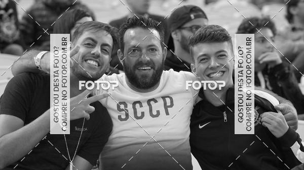 Buy your photos of the eventCorinthians X Fluminense - Brasileir�o on Fotop