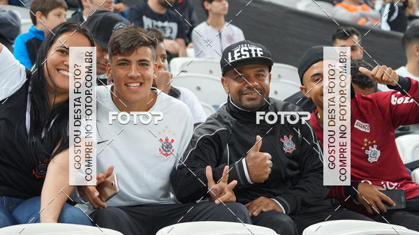 Buy your photos of the eventCorinthians X Fluminense - Brasileir�o on Fotop