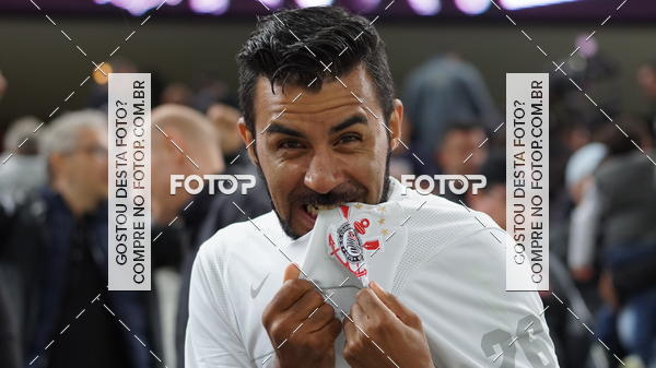 Buy your photos of the eventCorinthians X Fluminense - Brasileir�o on Fotop