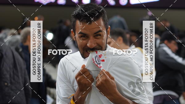 Buy your photos of the eventCorinthians X Fluminense - Brasileir�o on Fotop
