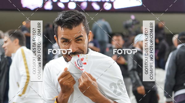 Buy your photos of the eventCorinthians X Fluminense - Brasileir�o on Fotop