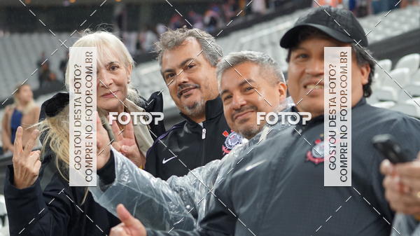 Buy your photos of the eventCorinthians X Fluminense - Brasileir�o on Fotop
