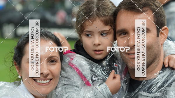 Buy your photos of the eventCorinthians X Fluminense - Brasileir�o on Fotop