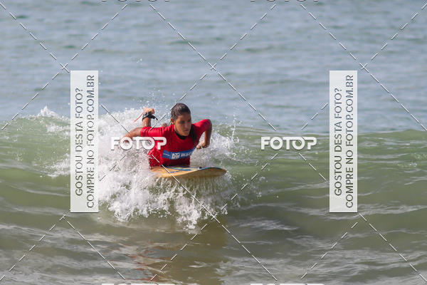 Buy your photos of the eventCampeonato da Escola Municipal de Surf de Maca on Fotop