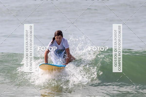 Buy your photos of the eventCampeonato da Escola Municipal de Surf de Maca on Fotop