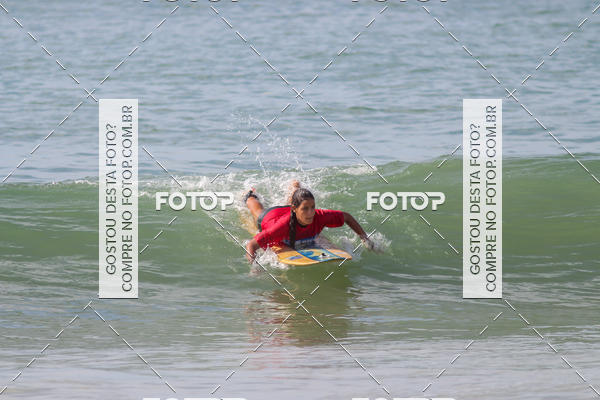 Buy your photos of the eventCampeonato da Escola Municipal de Surf de Maca on Fotop