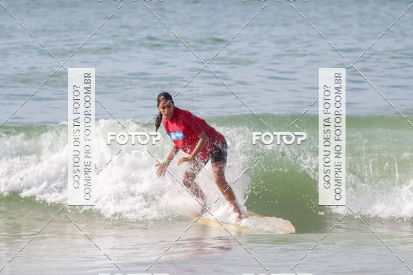 Buy your photos of the eventCampeonato da Escola Municipal de Surf de Maca on Fotop