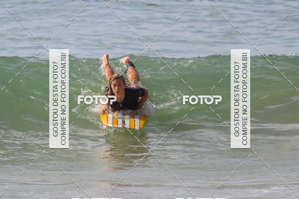 Buy your photos of the eventCampeonato da Escola Municipal de Surf de Maca on Fotop