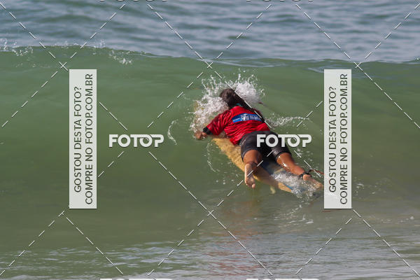 Buy your photos of the eventCampeonato da Escola Municipal de Surf de Maca on Fotop